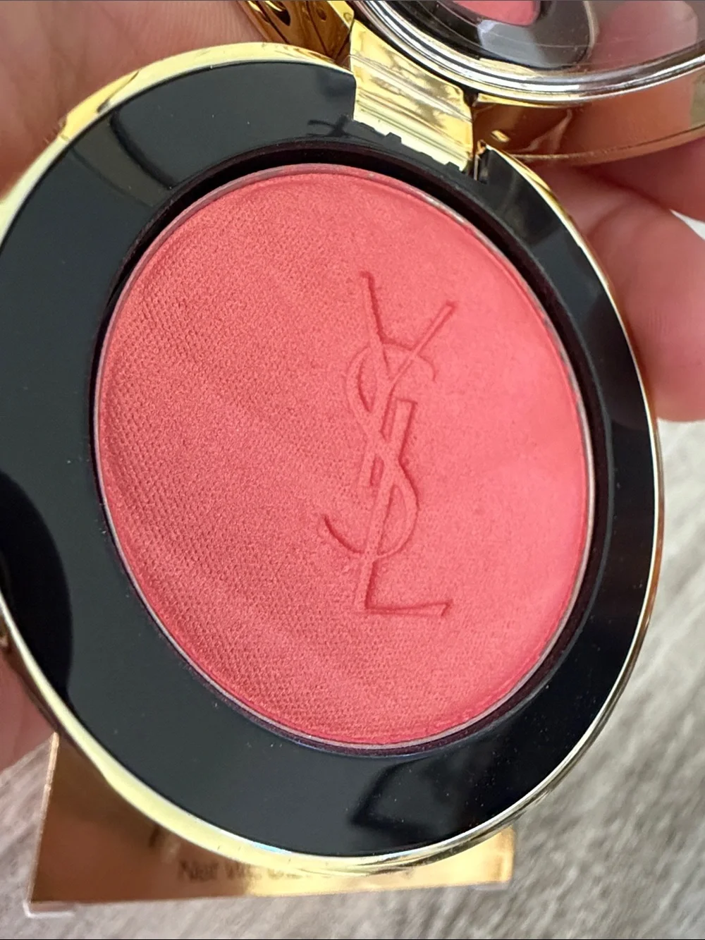 Yves Saint Laurent make me blush in restless rose